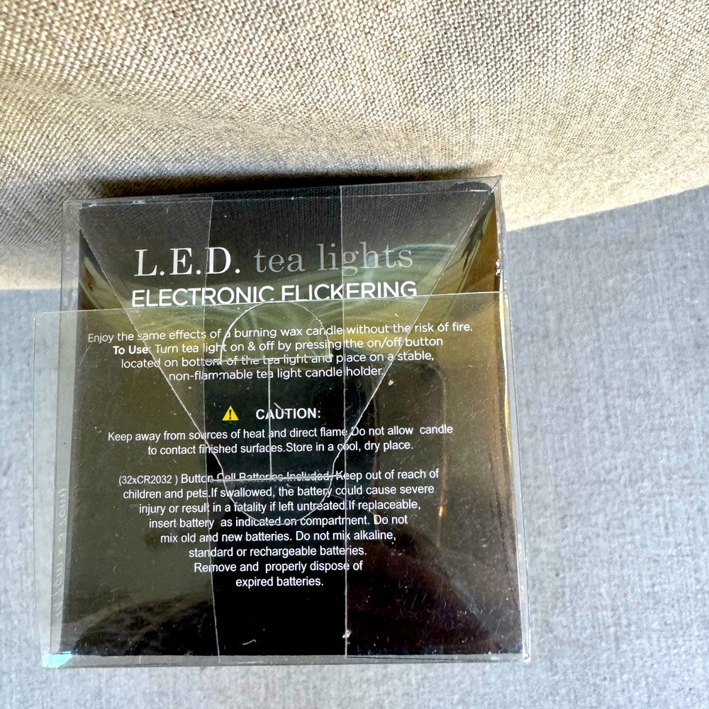 L.E.D. Tea Lights Electronic Flickering - Picture 3 of 3